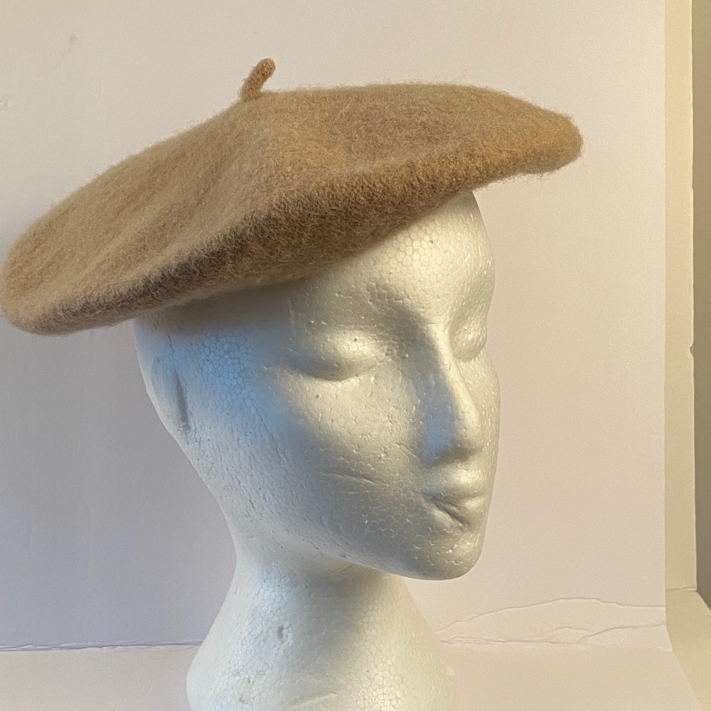 Classic Tan Beret 100% wool - Picture 3 of 8